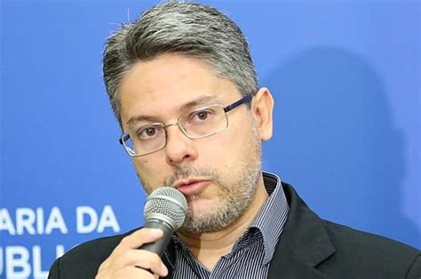 Alessandro Vieira espera que Pacheco instale CPI da Rachadinha Metrópoles