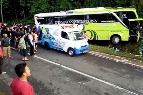 Kronologi Bus Rombongan Wisata Tabrak Tebing Rem Blong Jadi Penyebab