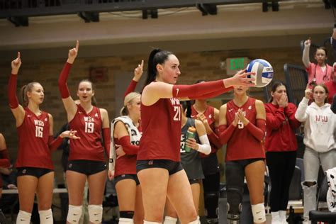 Cougs Pick Up Road Top 25 Win In Texas The Daily Evergreen