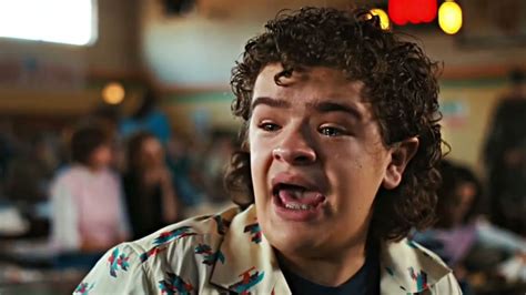 stranger things cast are trying not to cry all the time making season 5