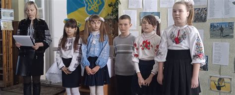 "Вірші народжені війною" | Новини | Мар'янівська громада