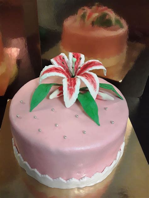 Шоколадный бисквит с кремом тафита и карамелью | Cake, Desserts, Food