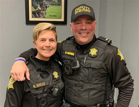 Live Pd Female Officers