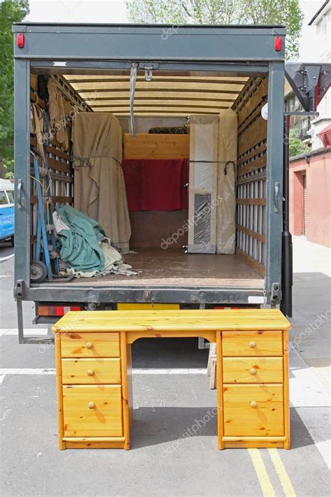 Moving truck — Stock Photo © Baloncici #35283337