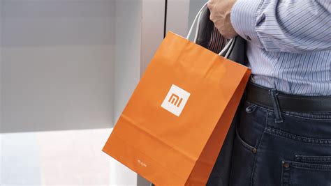 Suspenden prohibición de invertir en Xiaomi impuesta durante la era