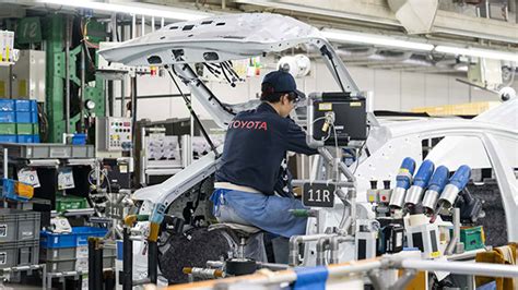 Toyota Ungkap Lini Produksi Kendaraan Listrik Mutakhir Di Jepang