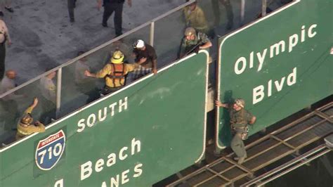 5 Freeway Shut Down Causes Major Backups Kabc7 Photos And Slideshows Abc7 Los Angeles