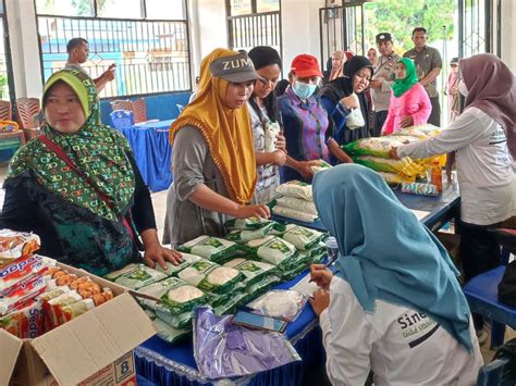 Gerakan Pangan Murah Hadir Di Kecamatan Dangia Koltim Edisi Indonesia