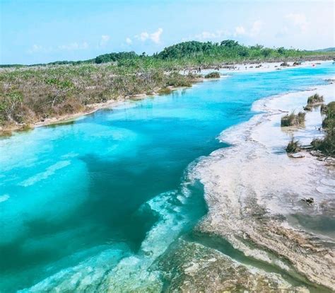 Bacalar Mexico: Ultimate Bacalar Lagoon Travel Guide in 2024