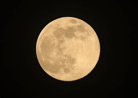 View The Last Supermoon Of 2020 The Super Flower Moon This Thursday