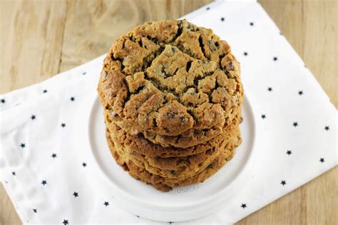 Véritable Cookie au Beurre de Cacahuète et Pépites de Chocolat Une