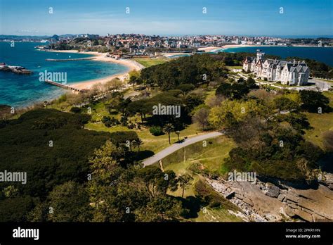 Playa De Bikinis Hi Res Stock Photography And Images Alamy