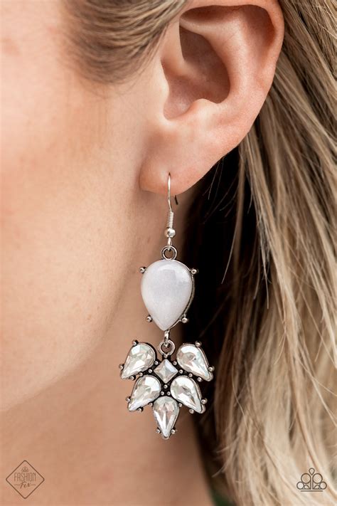 Ethereal Effervescence White Paparazzi Earrings Jewelryblingthing