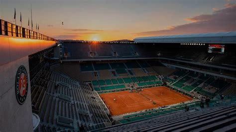 Coucher De Soleil Sur Le Court Philippe Chatrier Roland Garros Paris