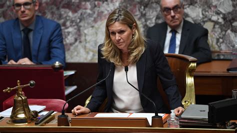 C est honteux Braun Pivet répond à une députée LFI qui l accuse d