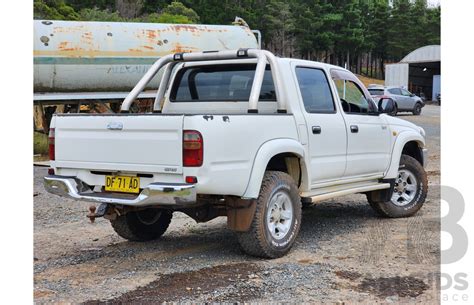 42003 Toyota Hilux Sr5 4x4 Kzn165r Lot 1520043 Carbids