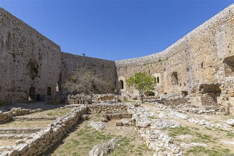 Kastro castle (Chlemoutsi) - Greece - Blog about interesting places