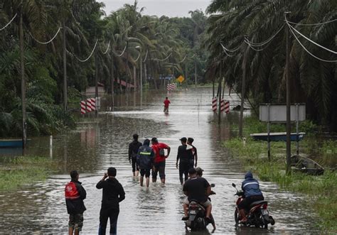 Metmalaysia Issues Continuous Rain Warning For Pahang And Johor Malay