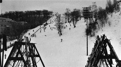 Une Compétition De Ski Alpin Sur Le Mont Royal Gestev Y Travaille