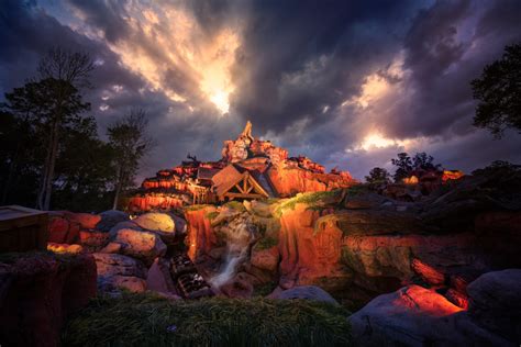 The Complete History Of Splash Mountain At Disney Parks Disneyland