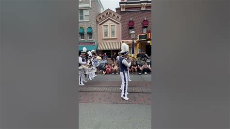 Disney Disneyland Disneylandband Music Band Marchingband Drums