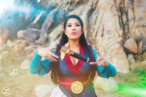 Rian Synnth As Mulan Posing As A Jedi Cosplay By Riansynnth