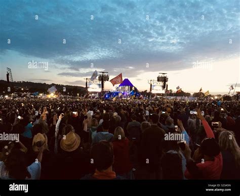 Pyramid stage at Glastonbury festival Stock Photo - Alamy