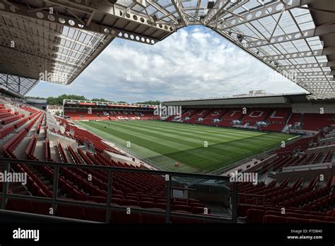 Bristol Football Stadium Hi Res Stock Photography And Images Alamy