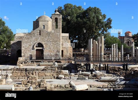 Chipre Pafos ciudad histórica Gazibaf excavaciones primitiva