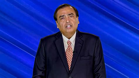 धीरूभाई अंबानी की जयंती पर Mukesh Ambani का बड़ा ऐलान रिलायंस को लेकर