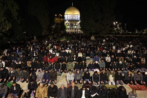 Polisi Israel Serbu Jamaah Subuh Masjid Al Aqsa Nusantara Insight