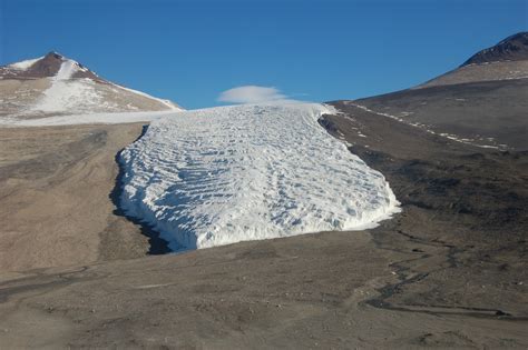 Joy of Discovery: Dry Valleys, Antarctica