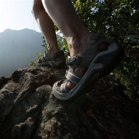 Best Trail Running Shoes For Hiking In 2021