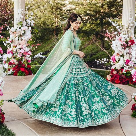 10 Anita Dongre Bridal Lehengas We Saw on Real Brides