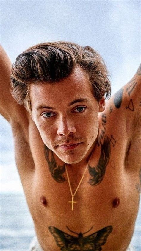 Harry Styles In 2020 Harry Styles Hot Harry Styles Photos Harry Styles Pictures