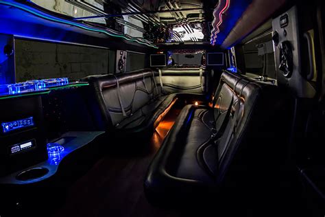 Winnipeg Limo Service Manitobas Best Limousine And Party Bus Rentals