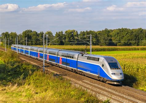 Prendre le train enceinte Tout savoir BébéSoon