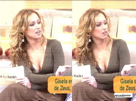 Emma García Página fotos desnuda descuido topless bikini pezón