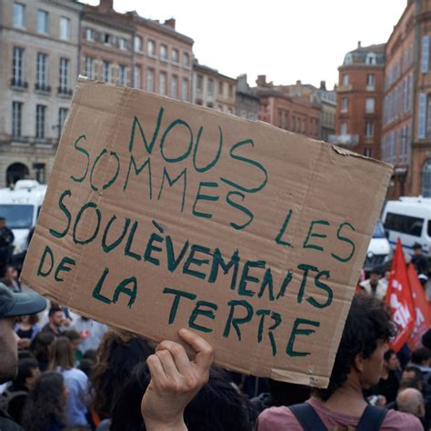 Soulèvement de la Terre MiqueMikenna