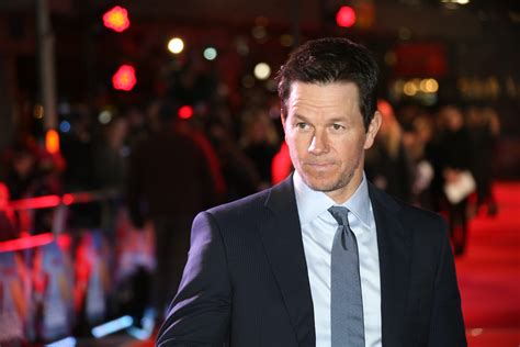 You’ll never guess who Mark Wahlberg picked as the greatest Boston ...