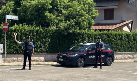 Cori Drogato E Senza Assicurazione Si Scontra Contro Un Altra Auto