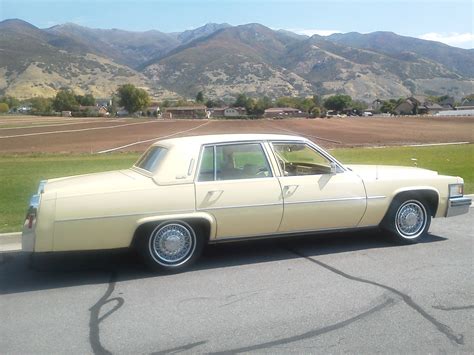 1978 Cadillac DeVille Base Sedan 4-Door 7.0L - Classic Cadillac DeVille ...