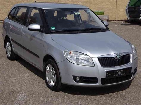 Škoda Fabia 1 4 16V Combi r v 2009 KLIMA serviska 63 KW bazar