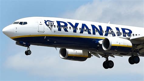 Nueva Jornada De Huelga De Los Tripulantes De Ryanair