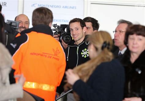 Photo Renaud Lavillenie Lors De Son Arriv E L A Roport Paris