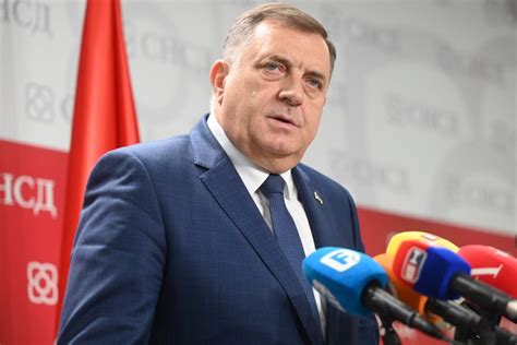 Pogledajte Koga Je Dodik Odlikovao Povodom Vidovdana