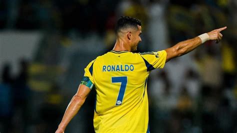 Cristiano Ronaldo Pode Reencontrar Mourinho No Fenerbah E Enquanto Al