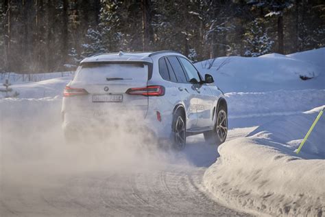 El Bmw Ix Hydrogen Se Somete A Las Pruebas De Invierno