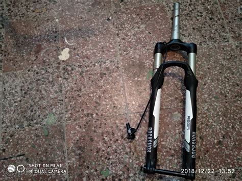 Rock Shox Reba 29 RL Solo Air PopLoc 110 mm Tapered 15 QR Odpružené