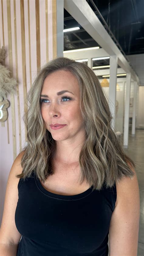 Kristen Williams (@topknotbeautylounge) • Instagram photos and videos